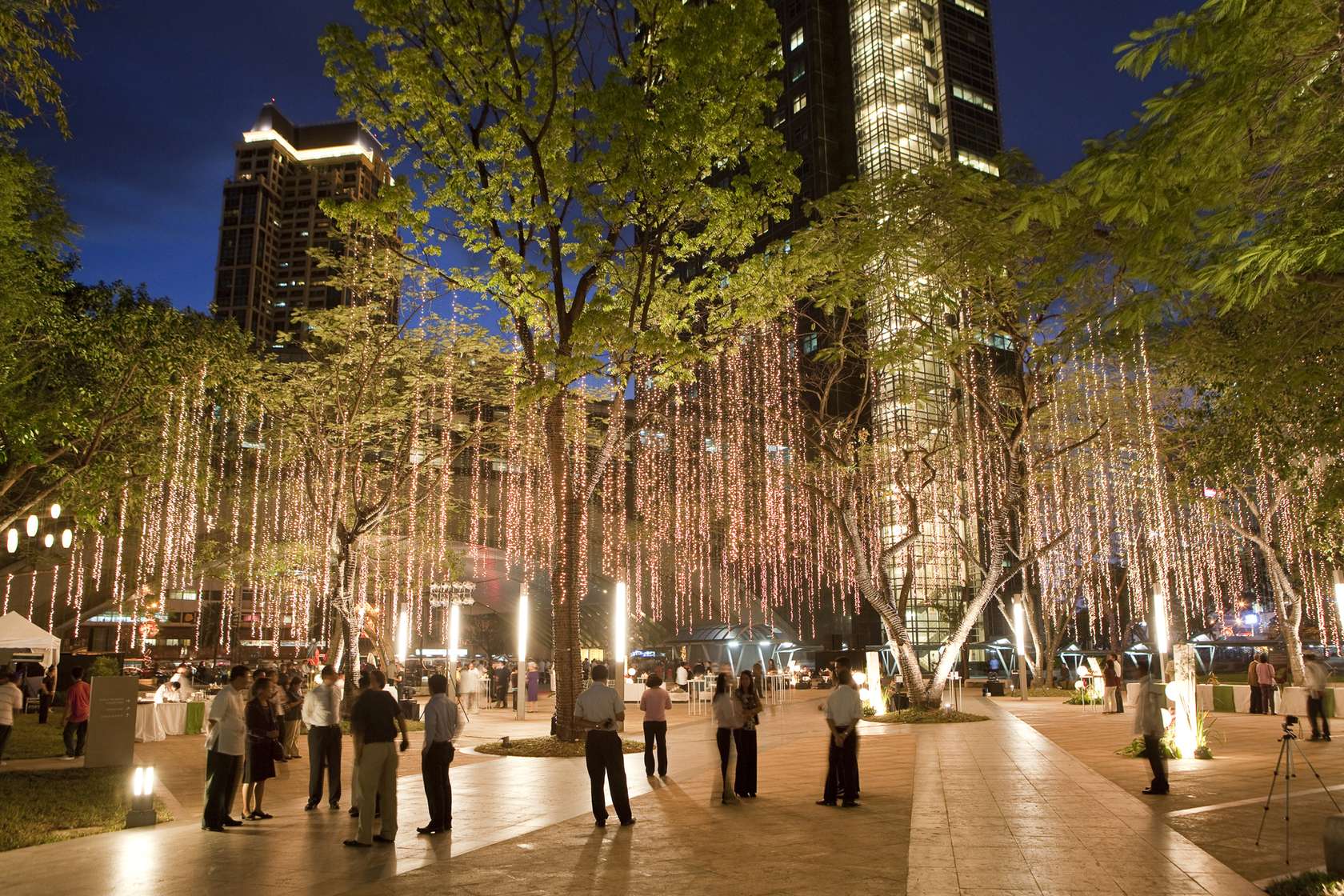 Ayala Triangle Park Architizer