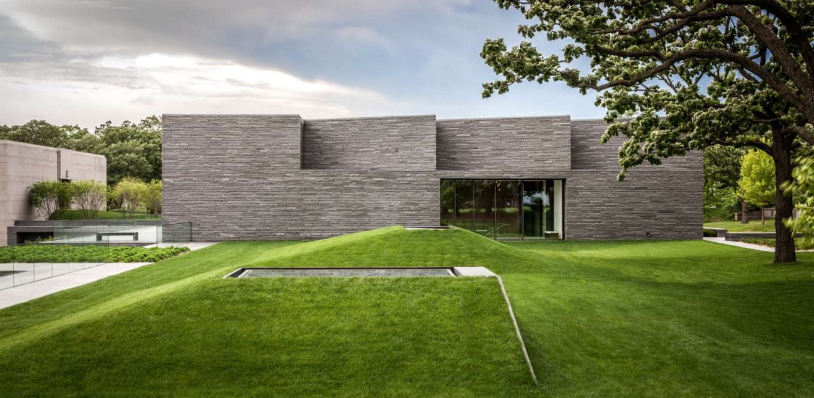 Garden Mausoleum at Lakewood Cemetery - Architizer