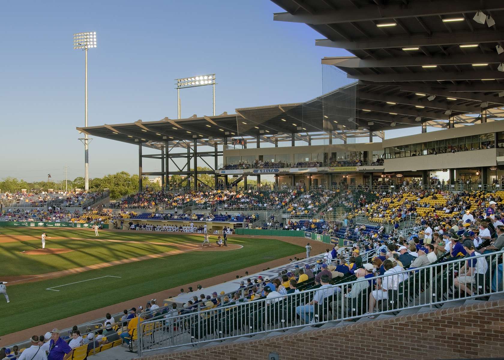 lsu-alex-box-stadium-architizer