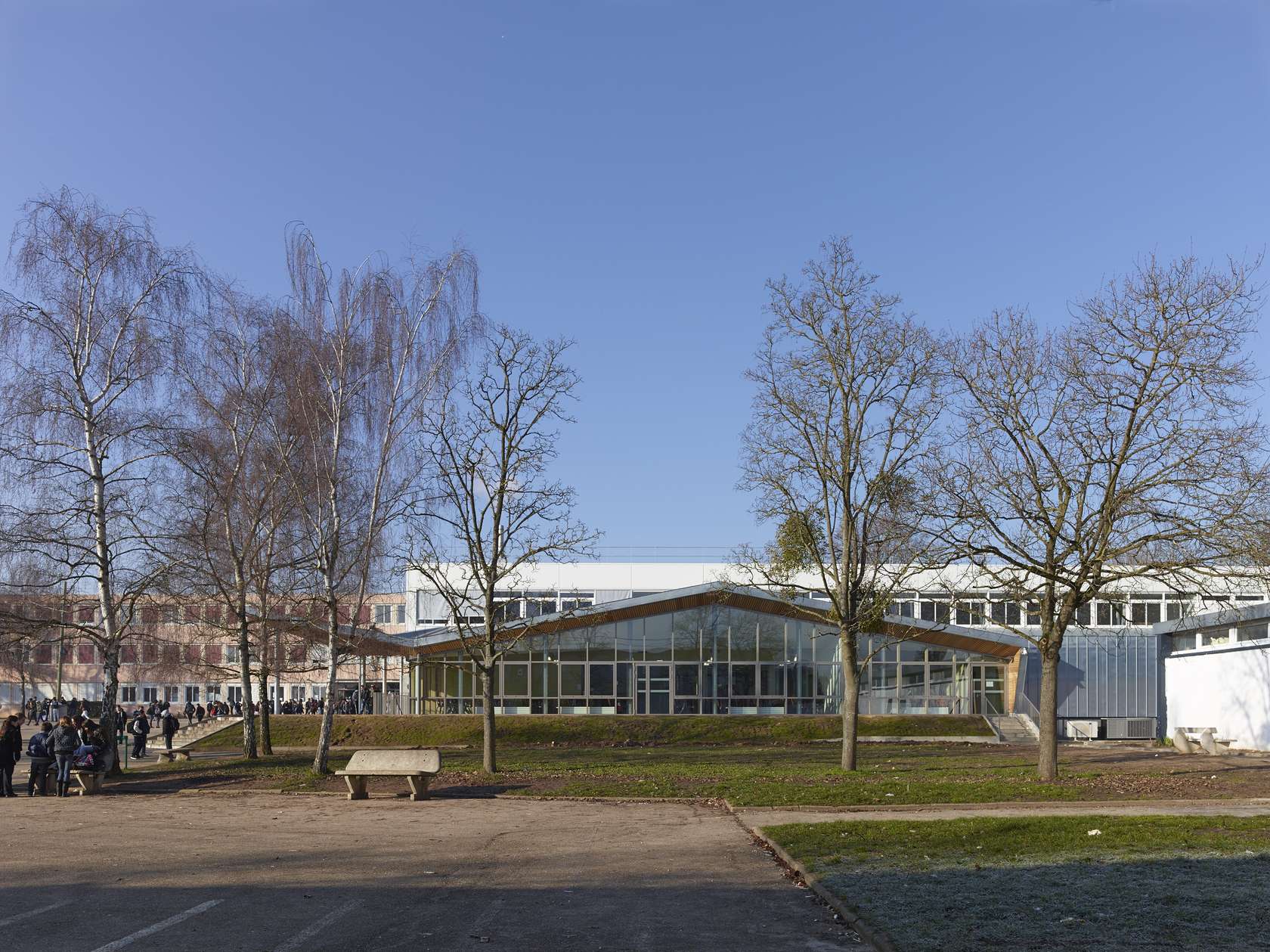 Collège Henri Wallon - Architizer