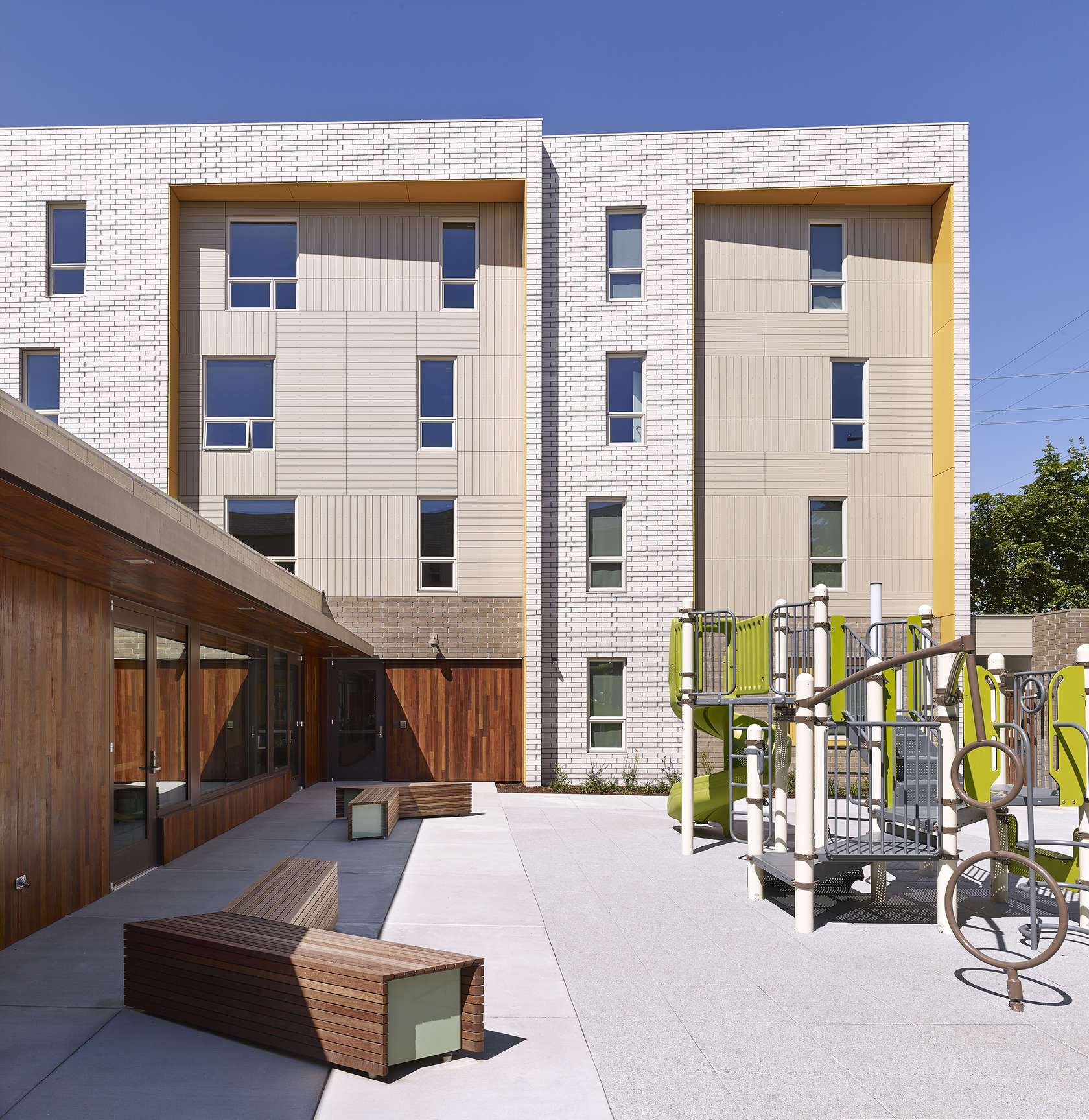 Beech Street Apartments / LifeWorks NW Architizer