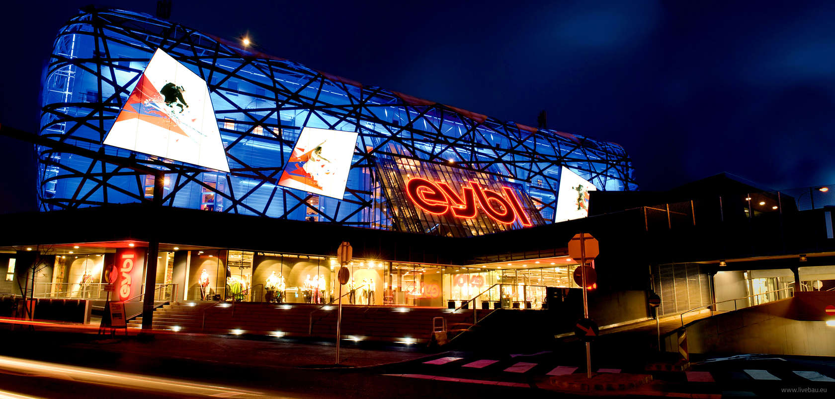 Sport eybl World store Architizer