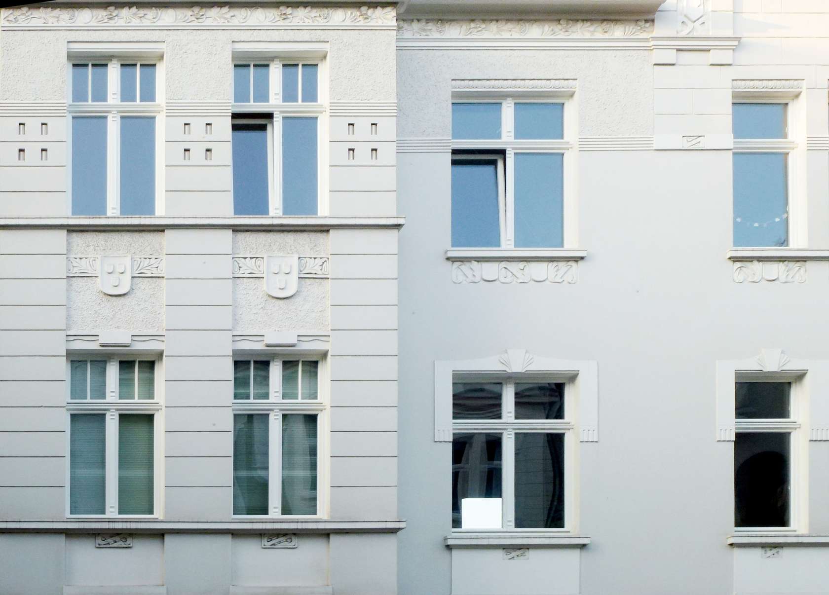 Zola Windows Architizer