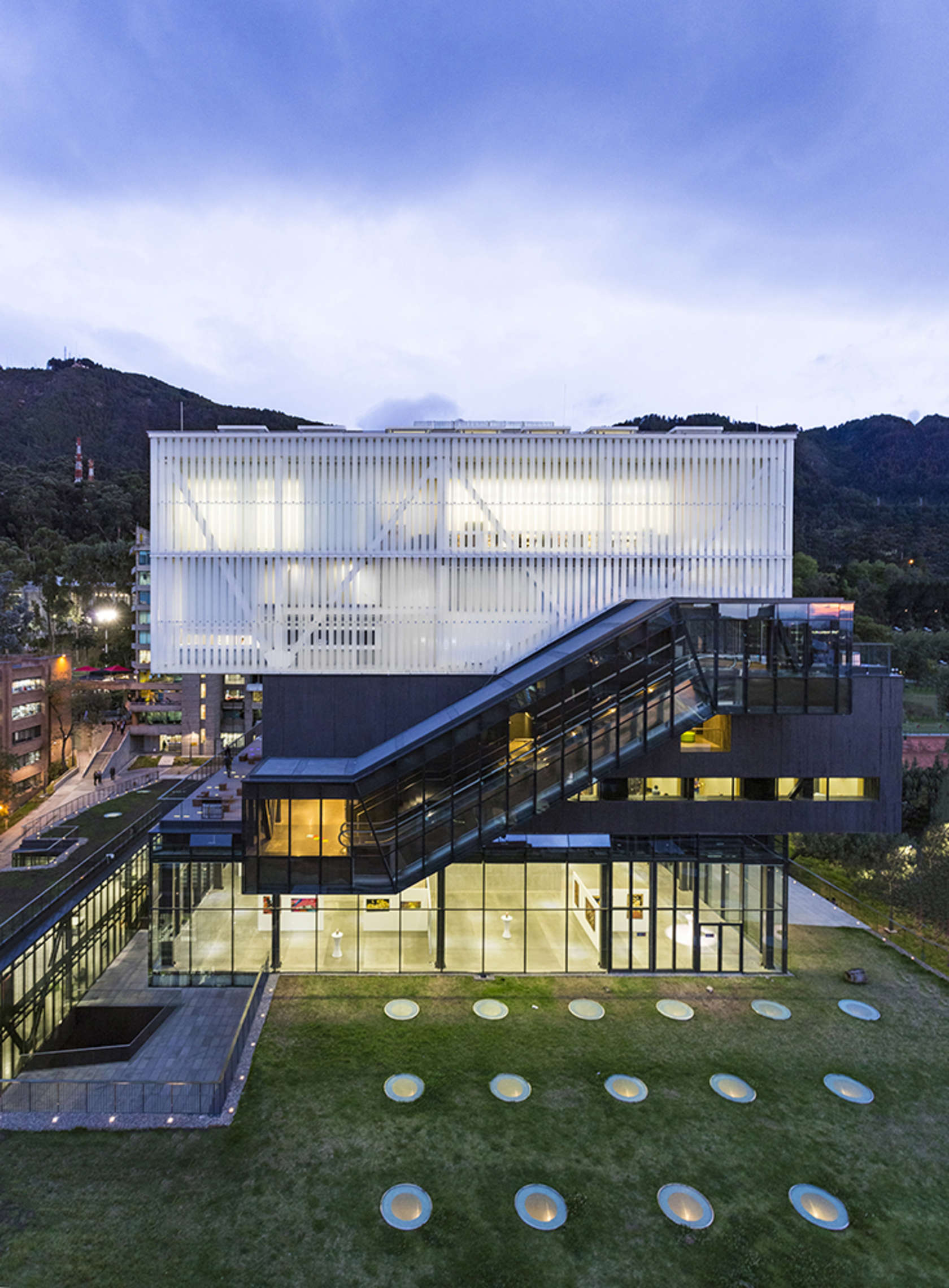 Pontificia Universidad Javeriana School Of Arts - Architizer