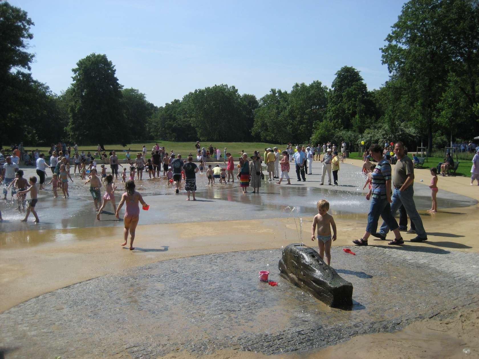 Schiller Park in Berlin Architizer