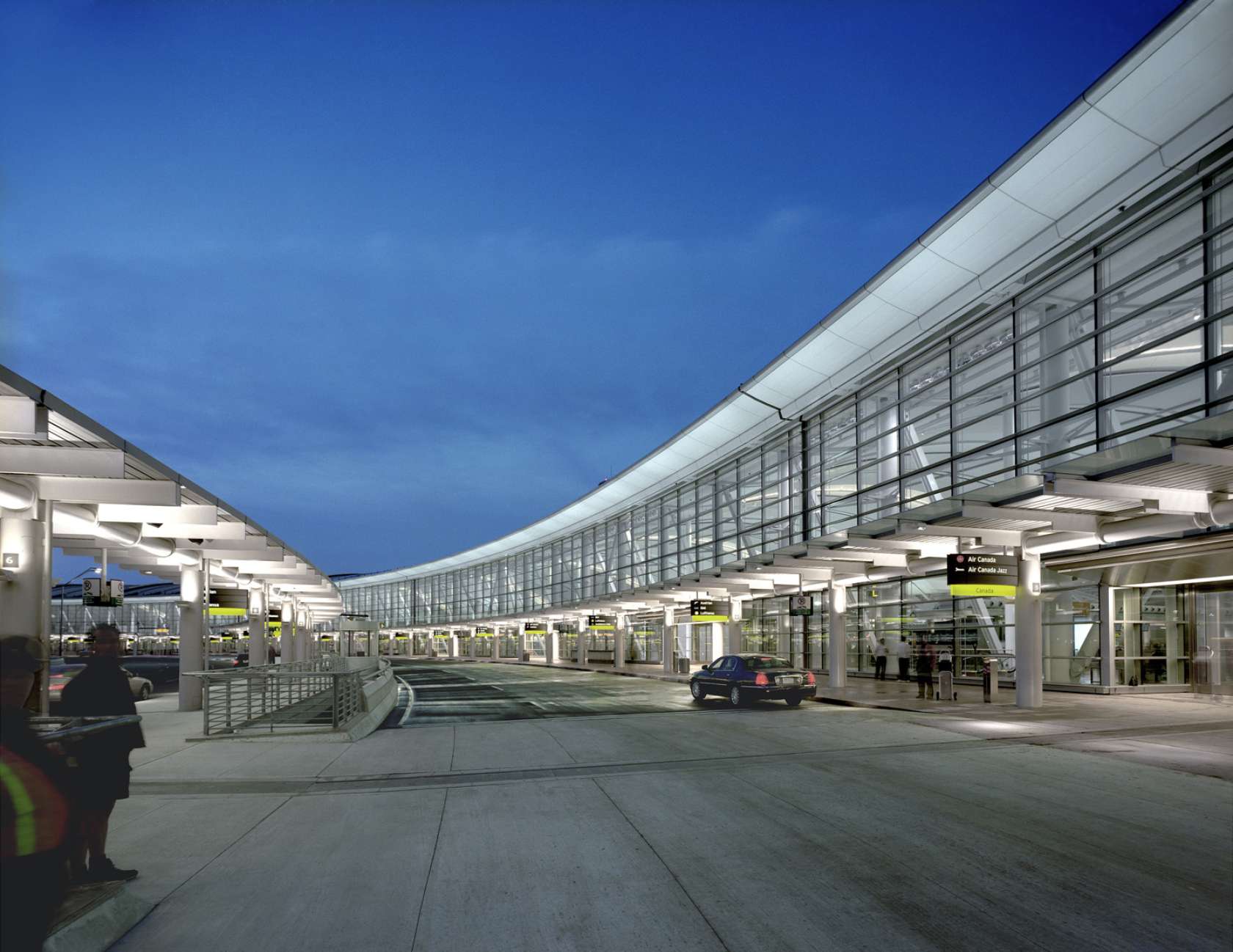 Toronto Pearson International Airport Architizer