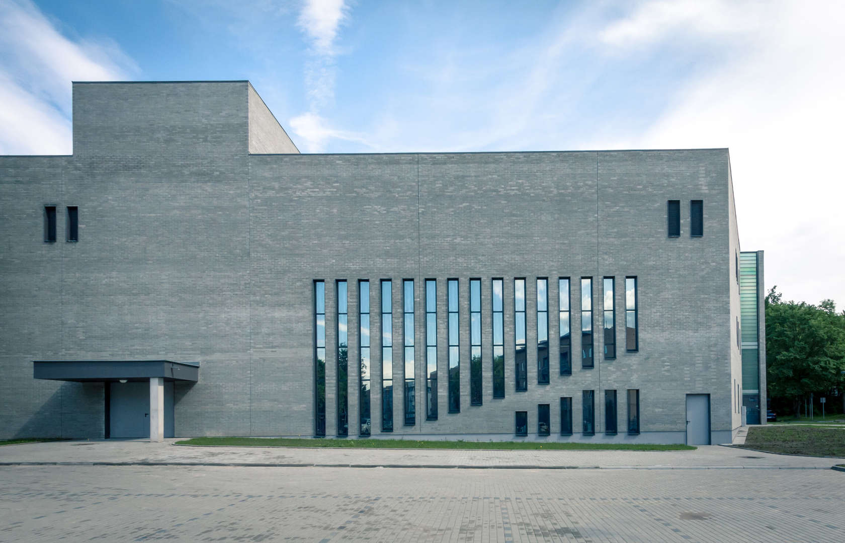 Lecture And Performance Hall For Faculty Of Pedagogy And Psychology At ...