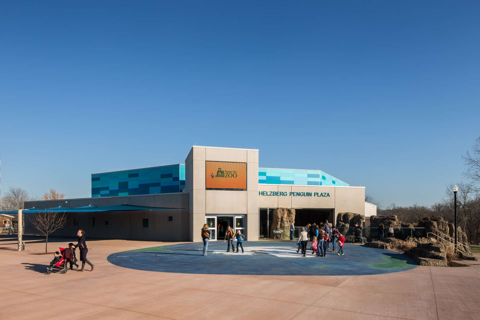 Penguin Exhibit at the Kansas City Zoo - Architizer