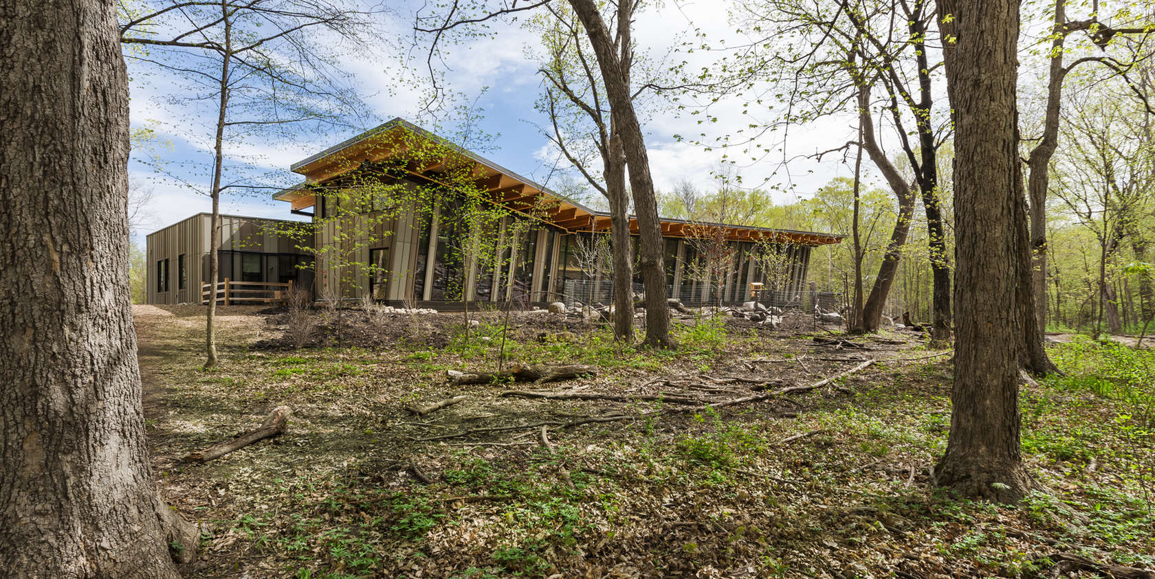 three-rivers-park-district-eastman-nature-center-architizer