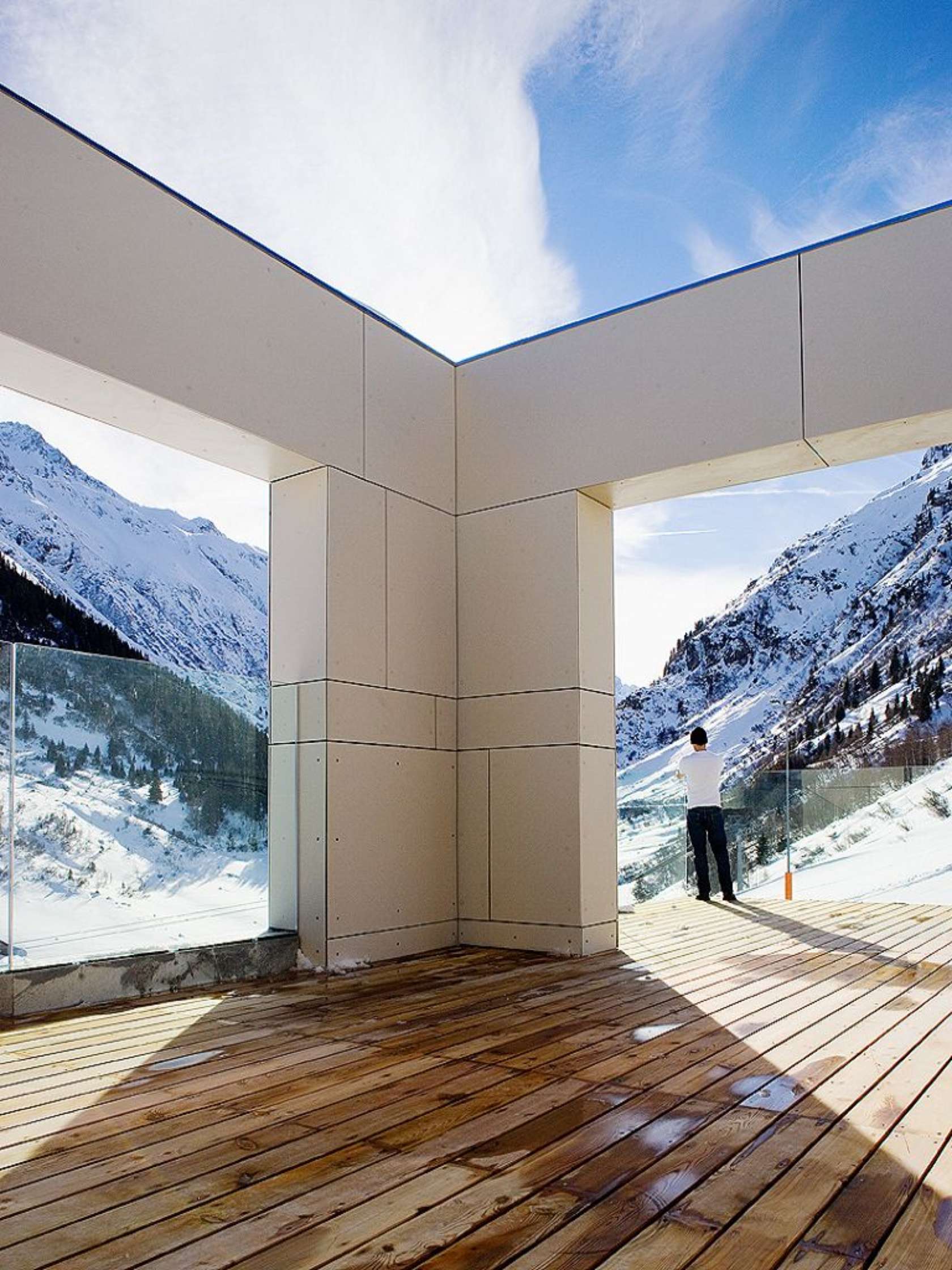 ski-lodge-architizer