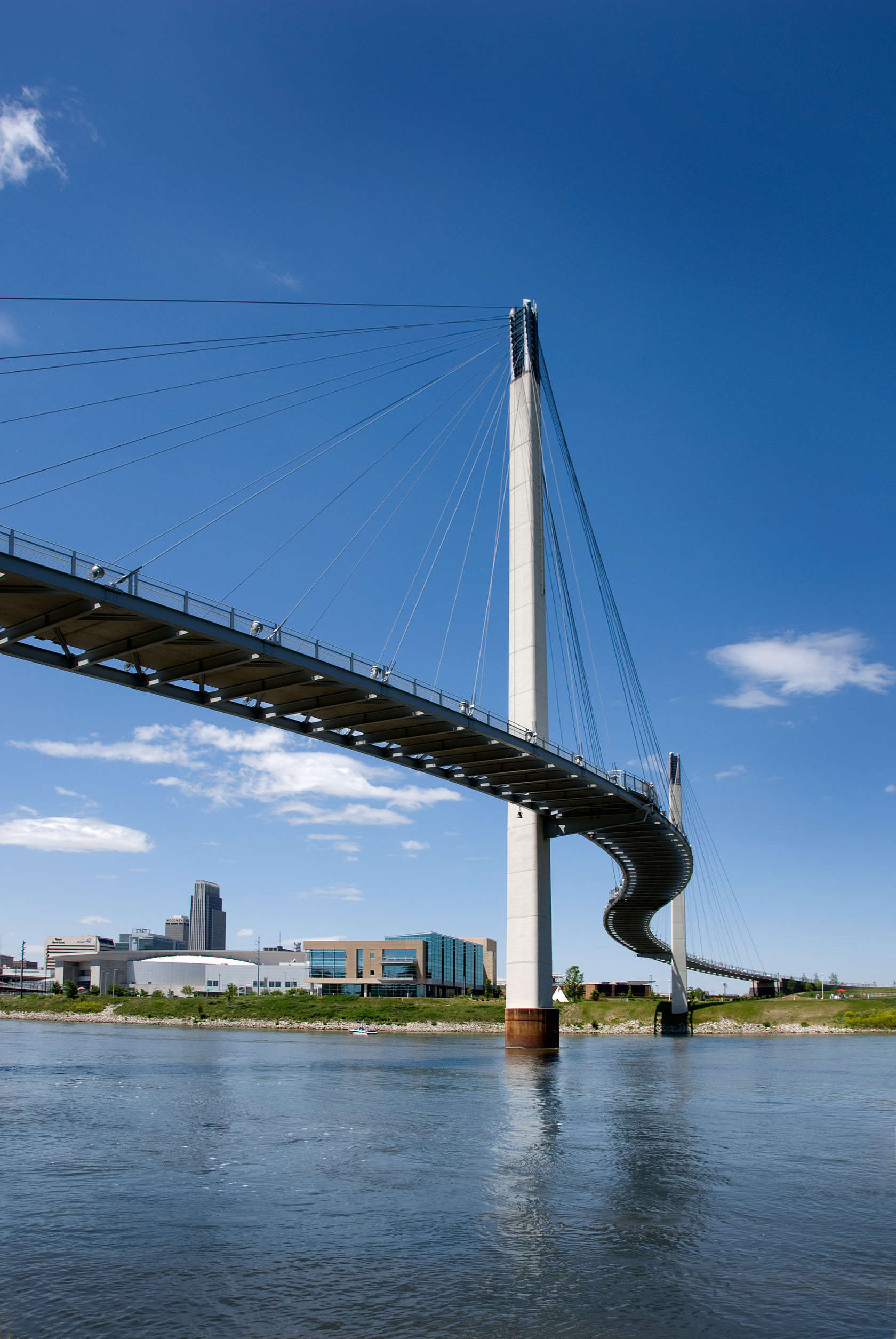 Bob Kerrey Pedestrian Bridge - Architizer