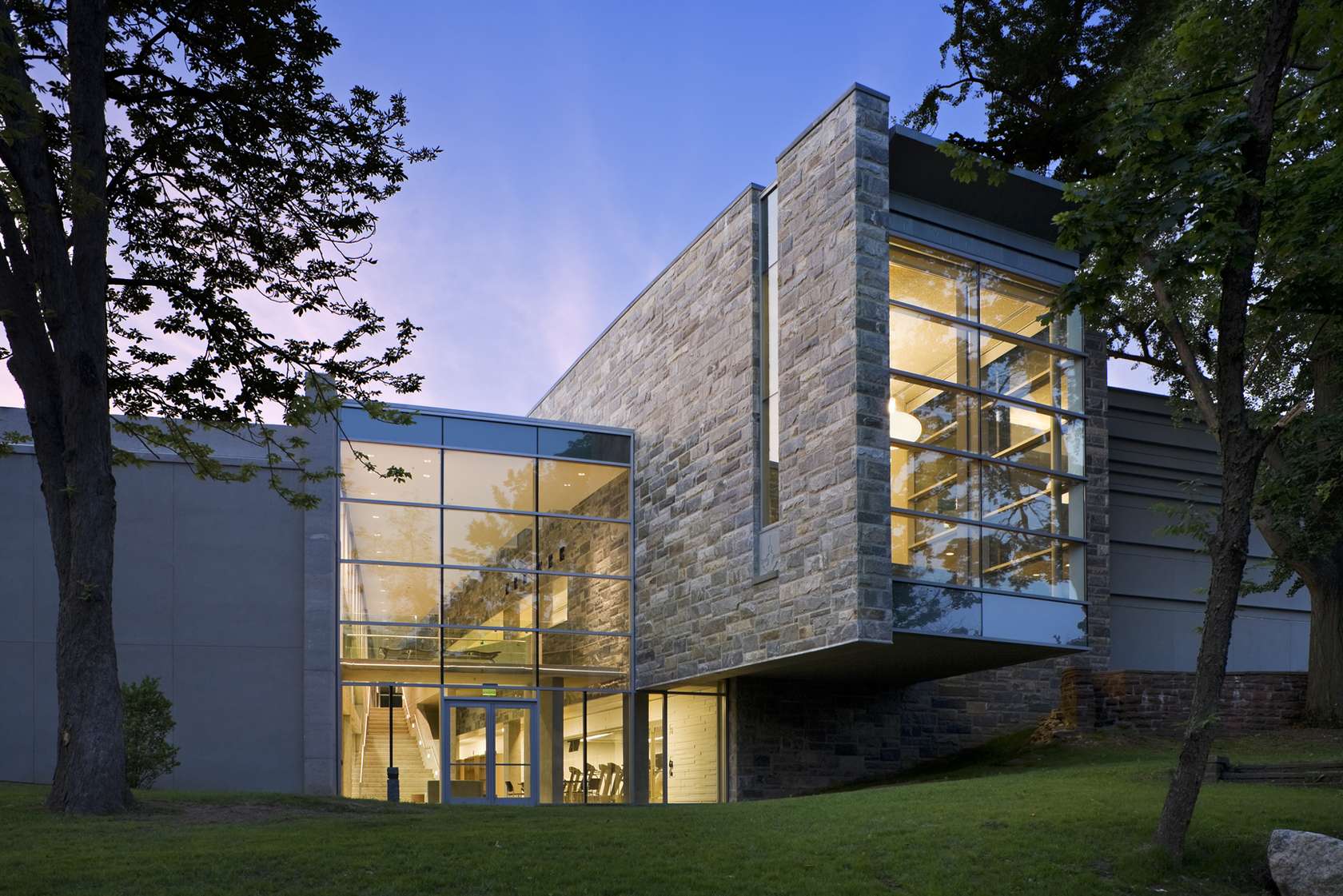 The Center for Wellness at The College of New Rochelle - Architizer