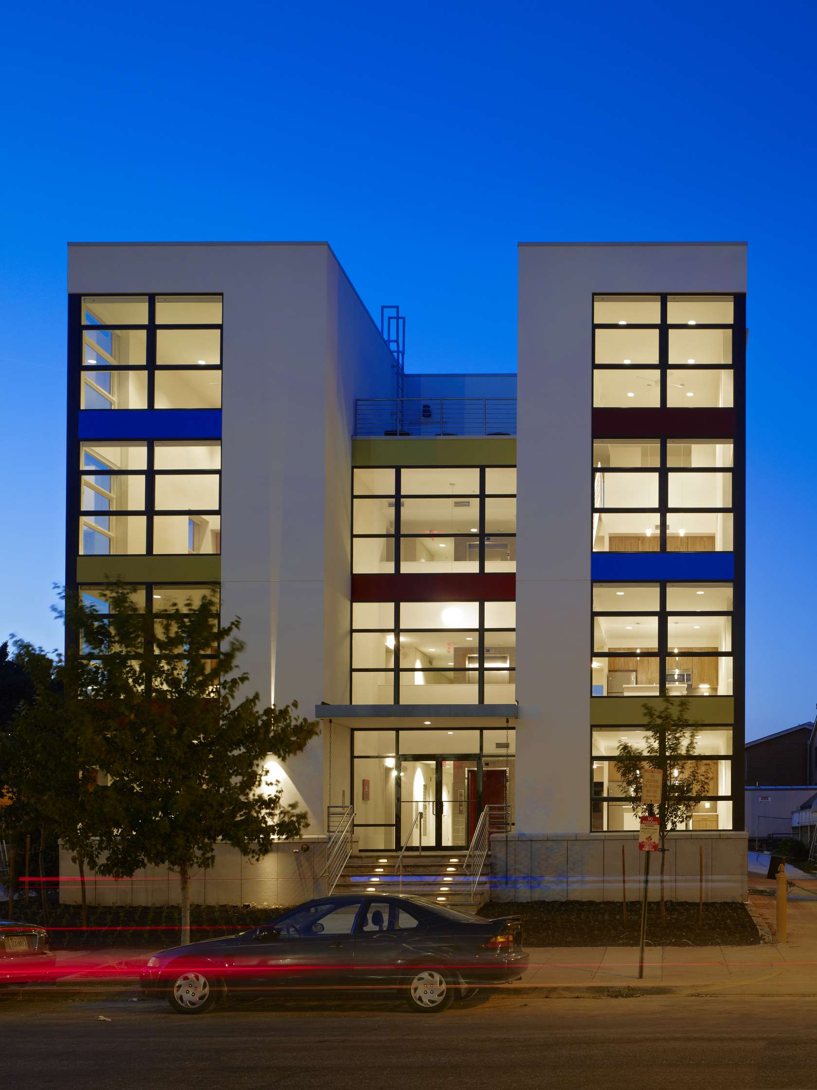 3 Story Buildings 3-story-buildings